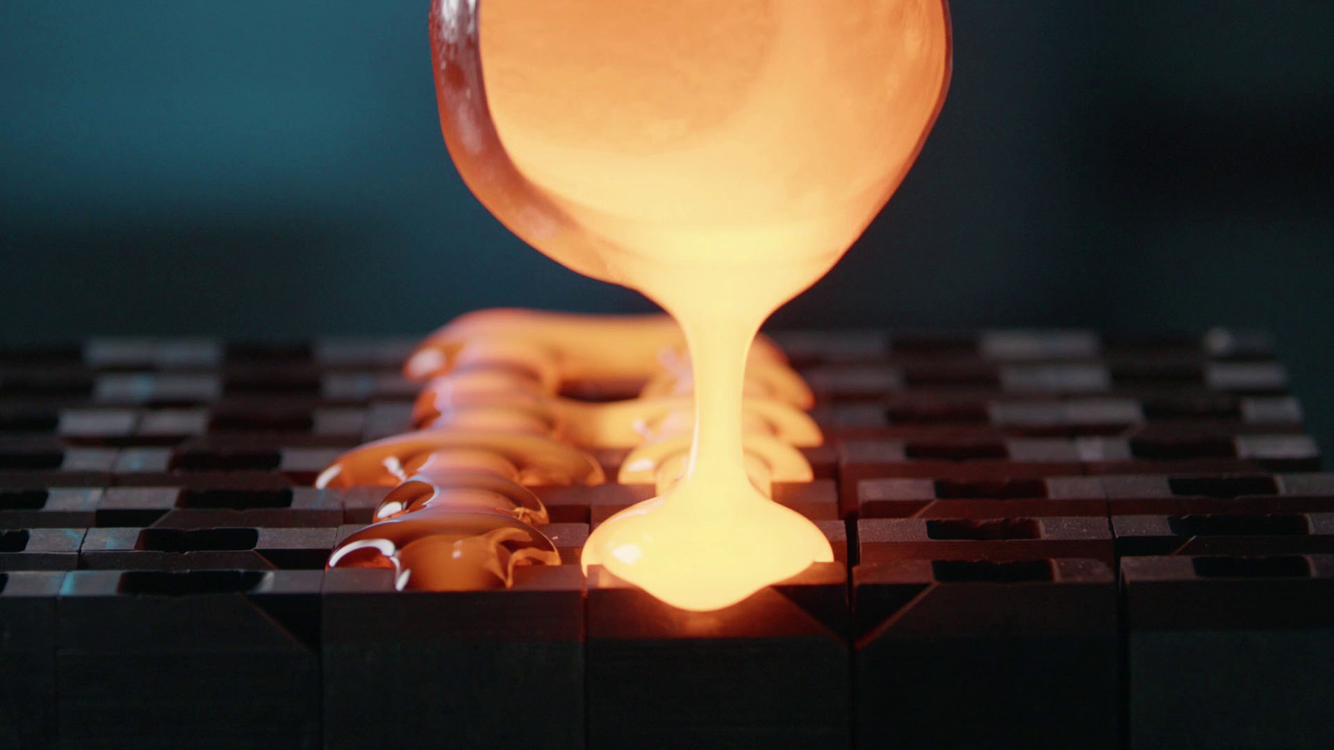 Ausschnitt aus dem Fraunhofer Wissenschaftspreisfilm - Guss von Glaskeramik
