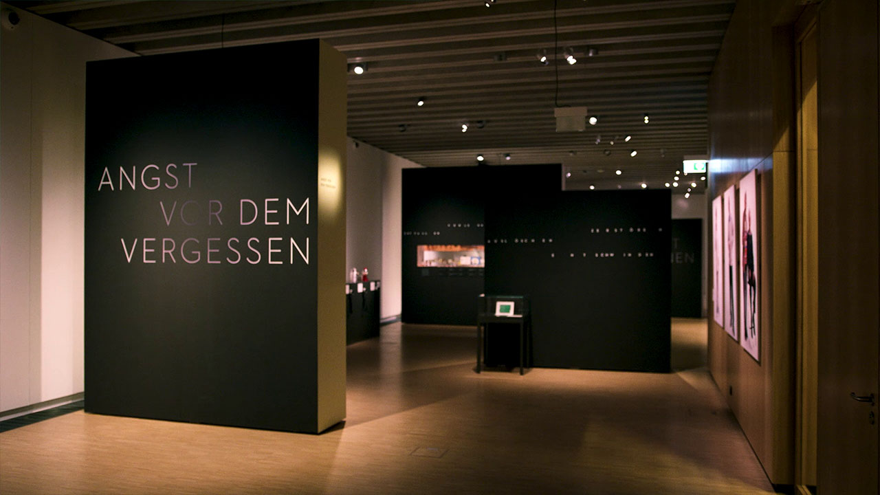 Vergessen Interaktiver Tisch - Museumsraum Frankfurt